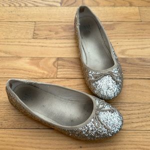 Gap Gold sparkly Girls dress shoes